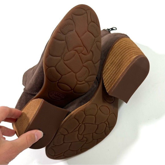 NWOB Kork Ease Chandra Leather Suede Bootie Ankle Boot Brown - Picture 8 of 8